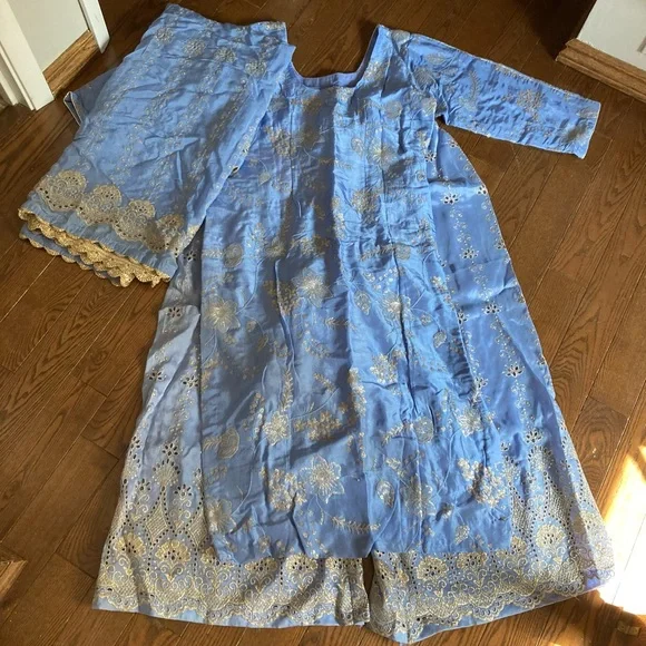 NEW! Gorgeous 3 piece plazo suit! - Picture 1 of 13